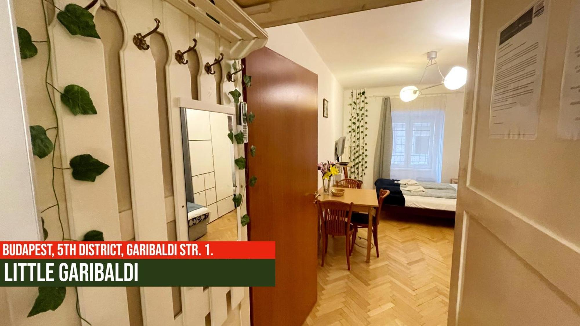 Little Americas Opera Apartments บูดาเปสต์ ภายนอก รูปภาพ