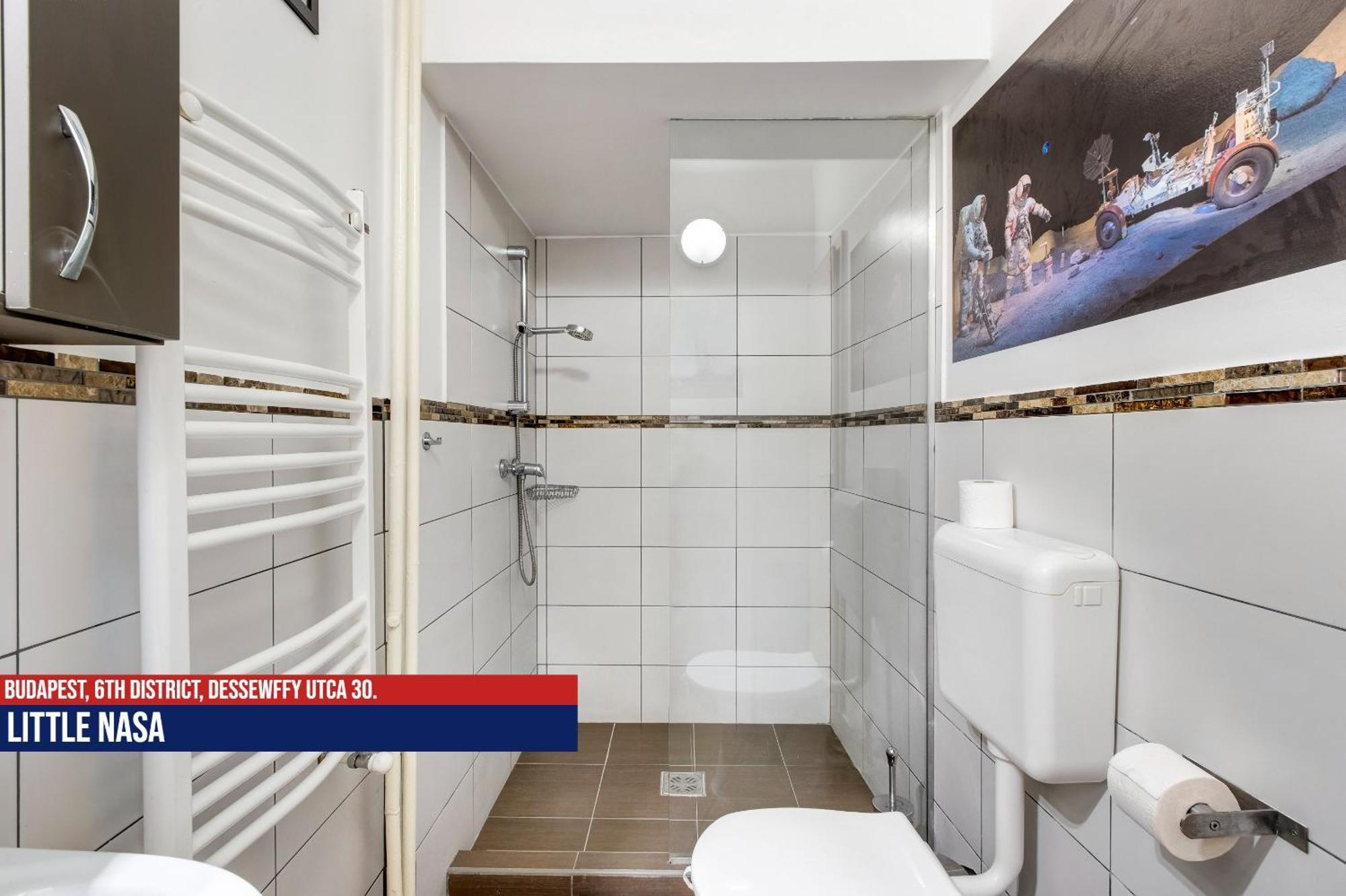 Little Americas Opera Apartments บูดาเปสต์ ภายนอก รูปภาพ