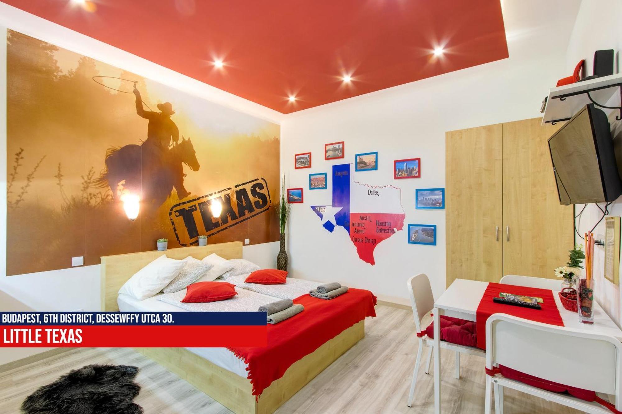 Little Americas Opera Apartments บูดาเปสต์ ภายนอก รูปภาพ